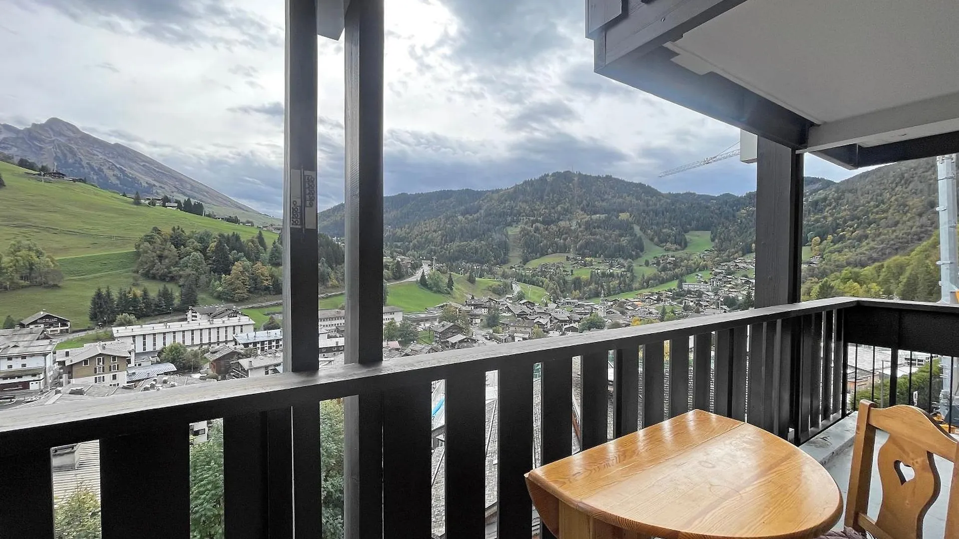 Ours Blanc 20 Appartement 4 Pers Avec Belle Vue La Clusaz